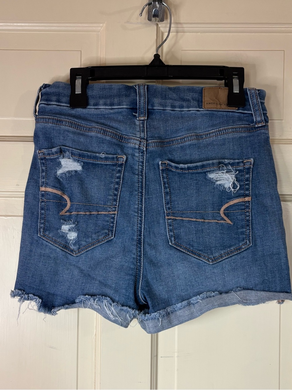 American Eagle Curvy Hi-Rise Shortie Size 2 Button Fly Med.Wash Stretch Summer - Picture 10 of 11